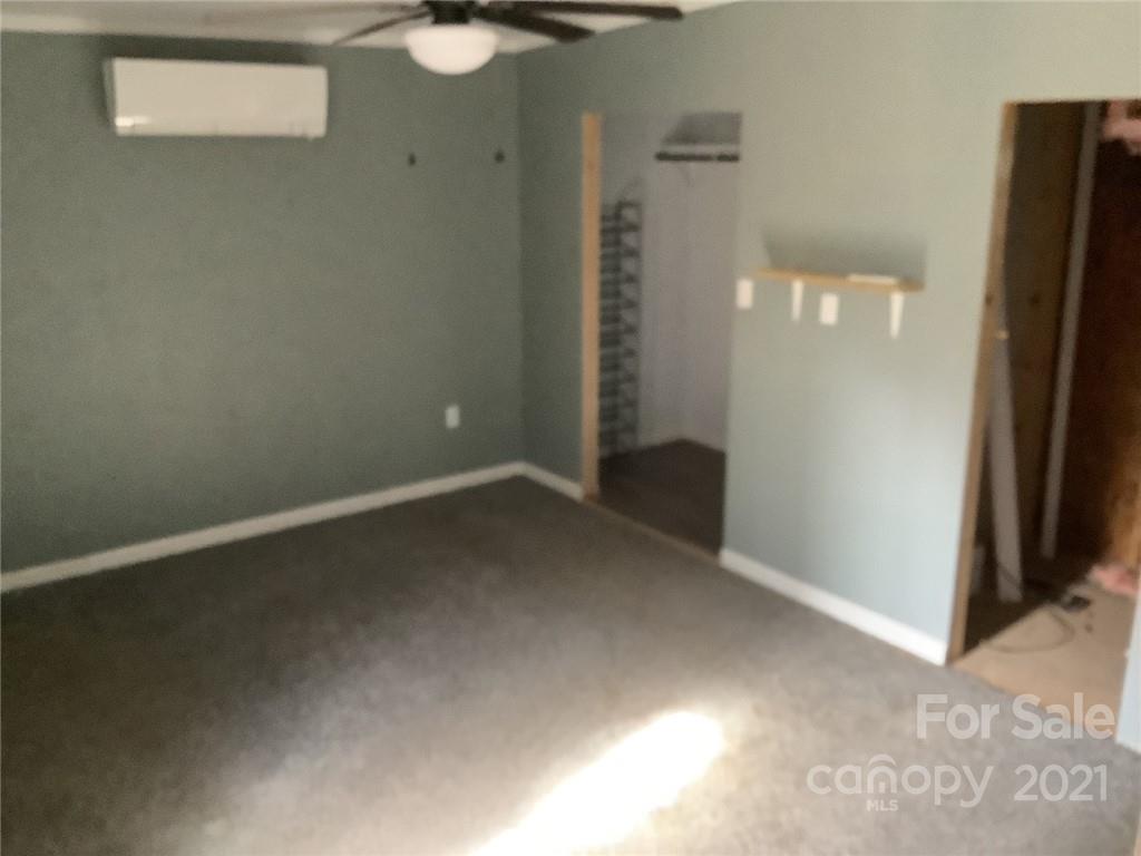 71 Mace Road Marshall, NC 28753 - Photo 6 of 10 Gallery Image 6