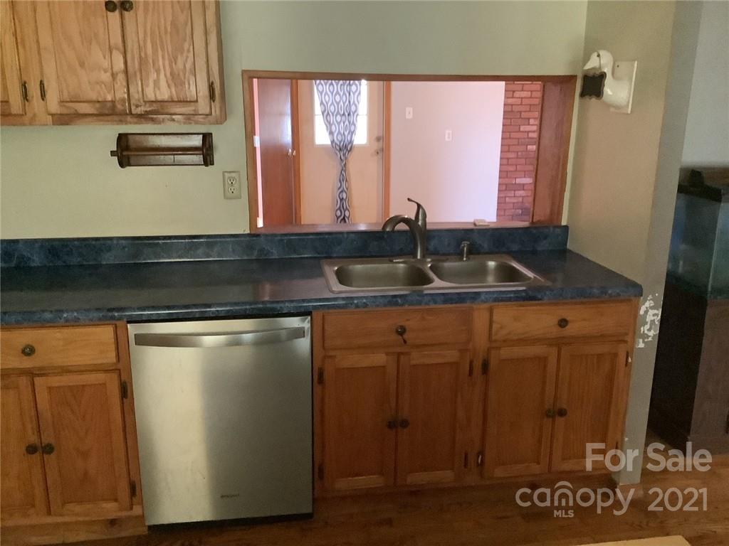71 Mace Road Marshall, NC 28753 - Photo 7 of 10 Gallery Image 7