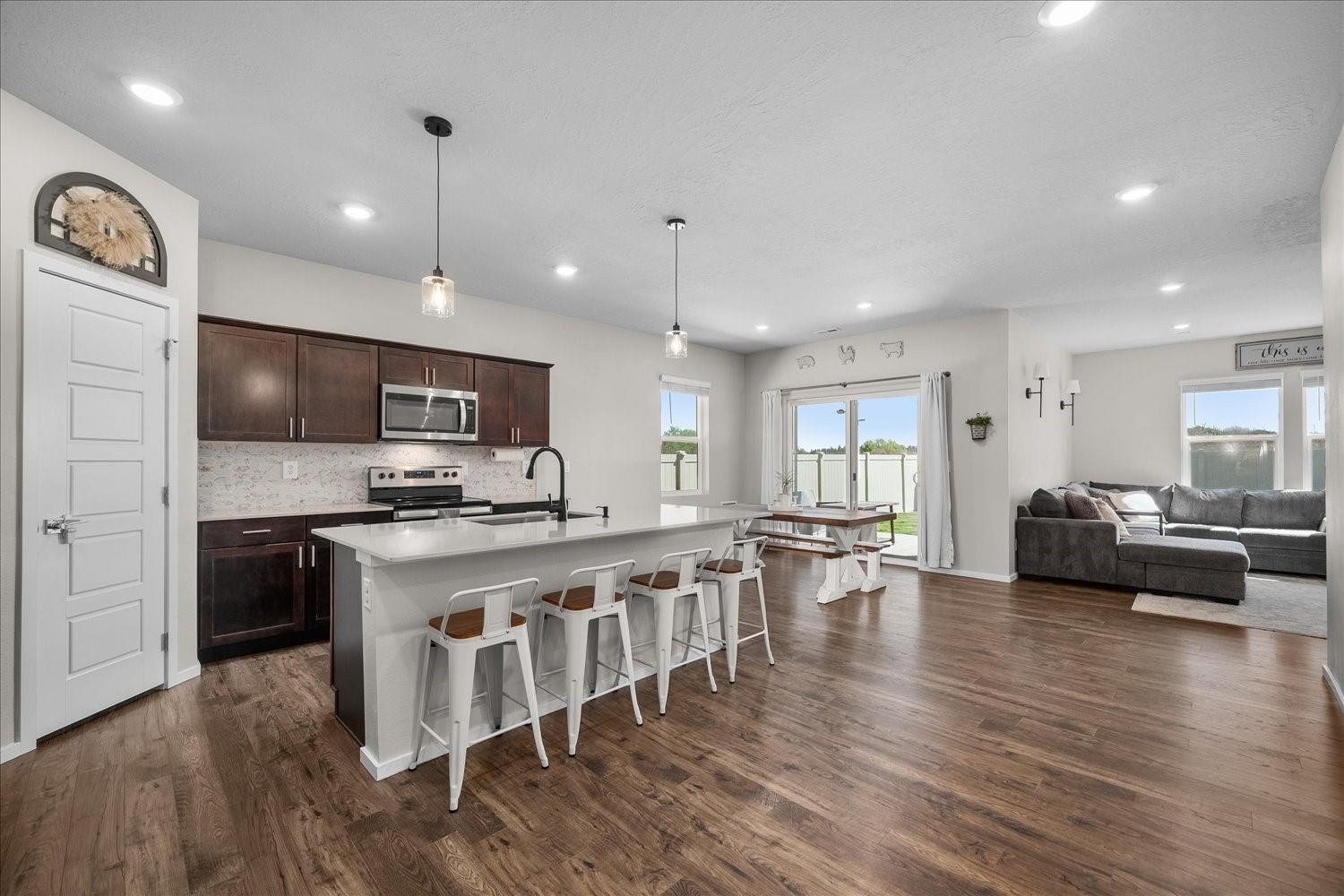 8125 Safflower Road Cheney, WA 99004 - Photo 3 of 37