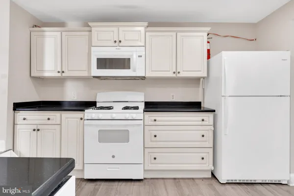 $3,200 | 19 Pleasant Street, Southampton, NJ 08088