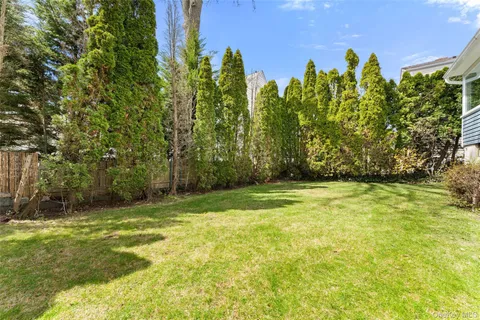 $825,000 | 90 Homestead Avenue, Scarsdale, NY 10583