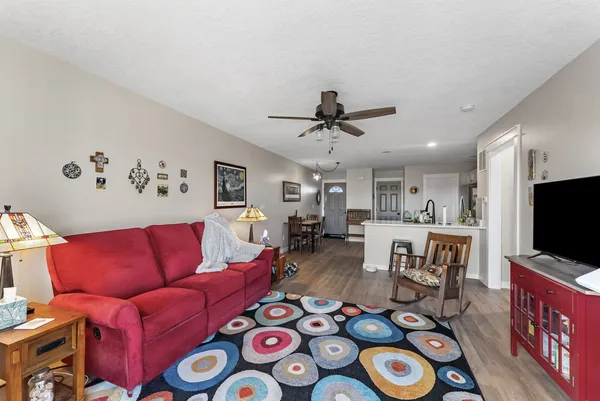 $190,000 | 722 Prairie Meadow Drive, Blue Grass, IA 52726