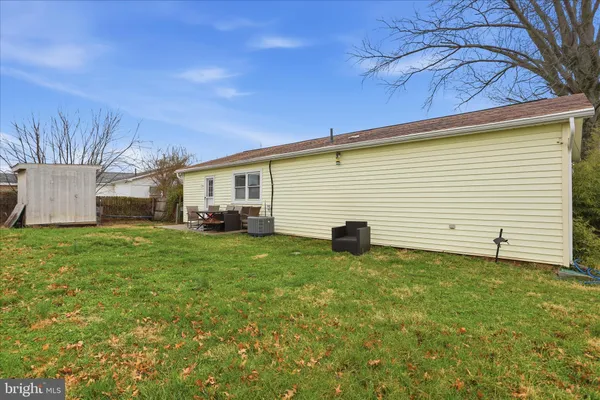 $1,700 | 25 Cherry Hill Road, Ranson, WV 25438