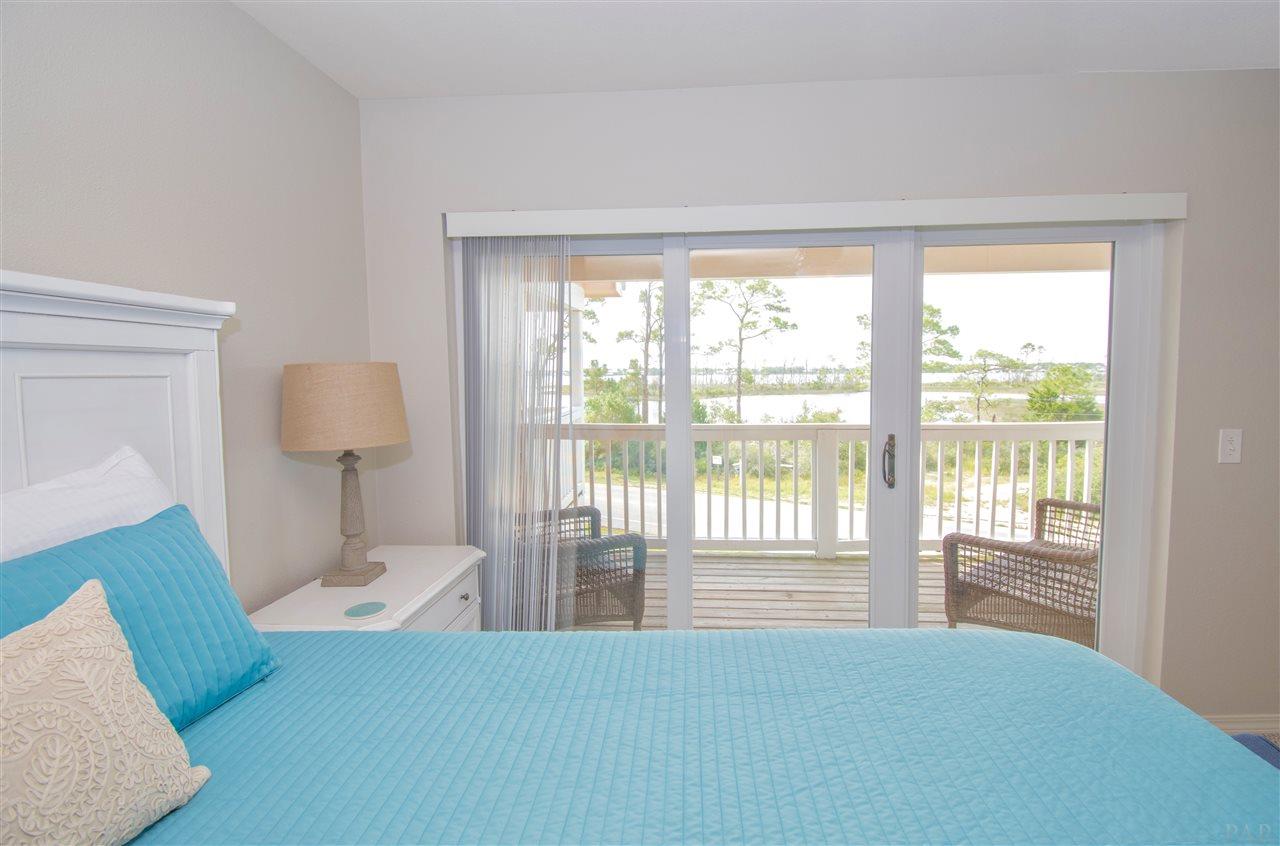 16030 Innerarity Point Road Pensacola, FL 32507 - Photo 15 of 32