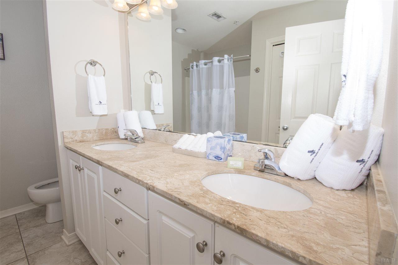 16030 Innerarity Point Road Pensacola, FL 32507 - Photo 17 of 32