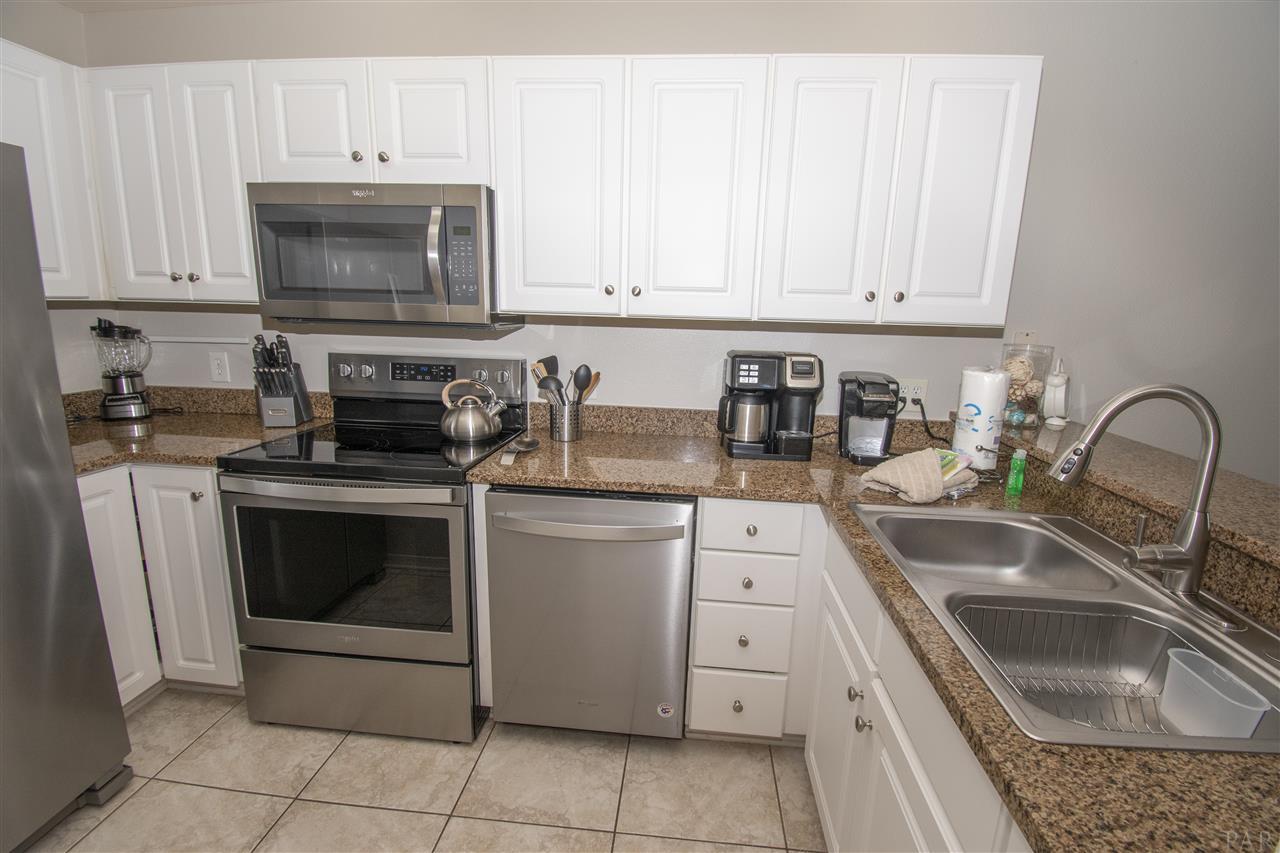 16030 Innerarity Point Road Pensacola, FL 32507 - Photo 6 of 32