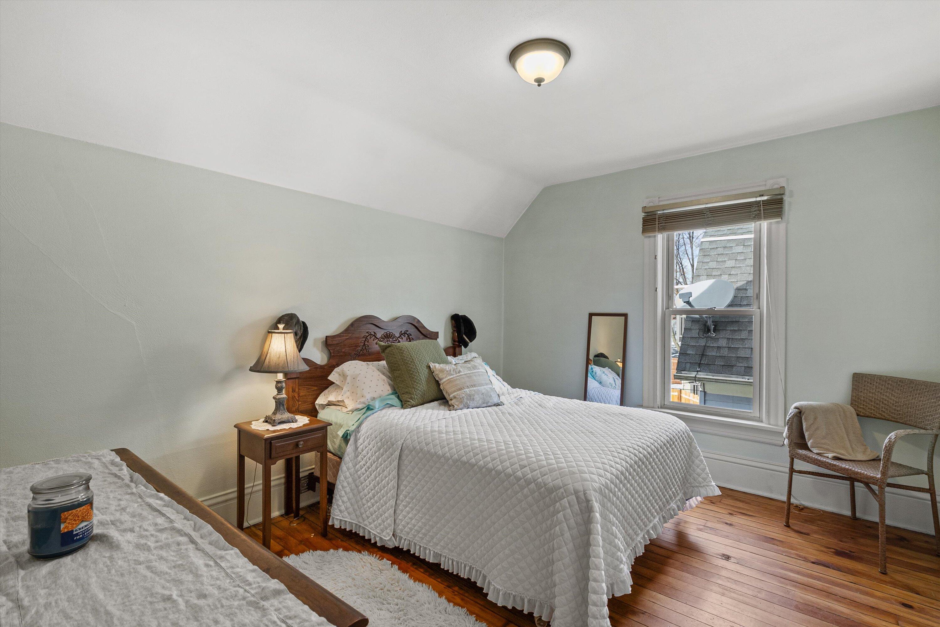 1308 West Boulevard Racine, WI 53405 - Photo 22 of 38 15-IMG_1188