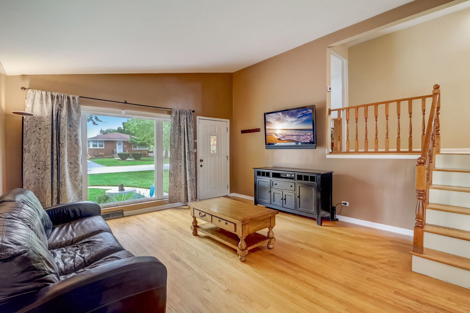 545 High Ridge Road Hillside, IL 60162 - Photo 2 of 33