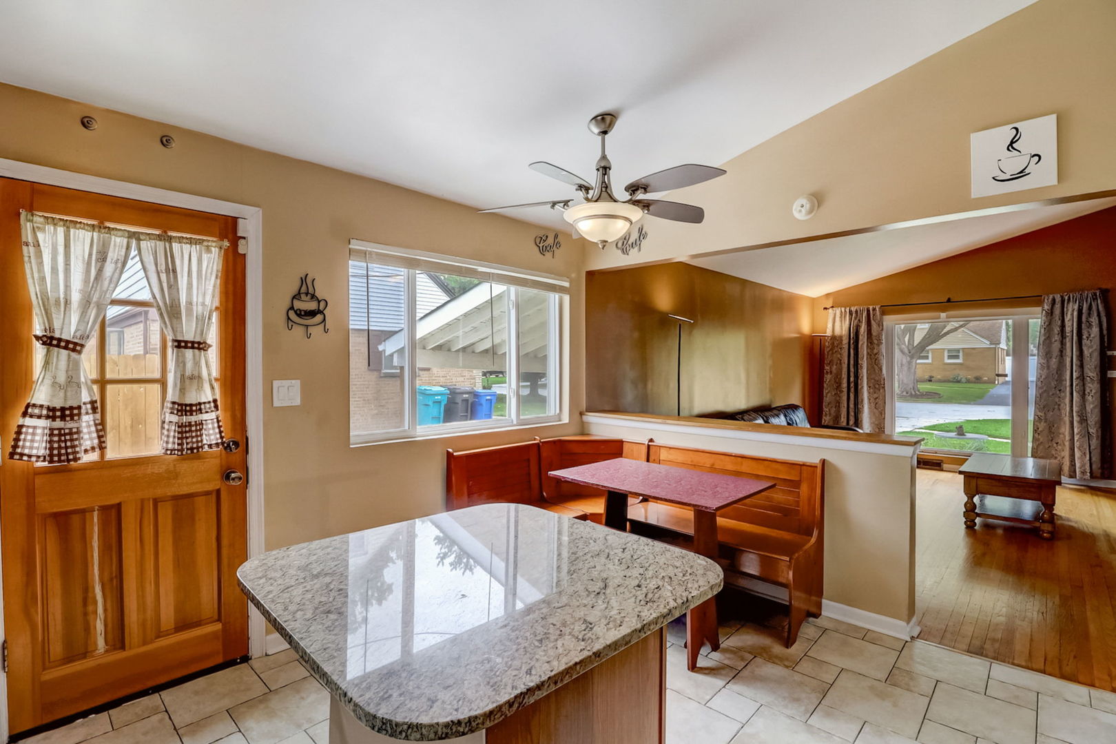 545 High Ridge Road Hillside, IL 60162 - Photo 6 of 33