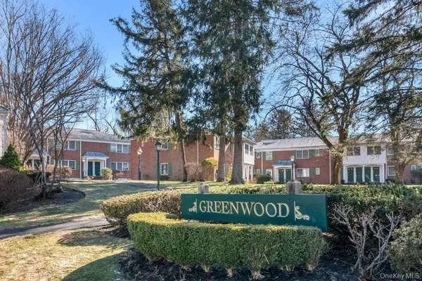 $459,000 | 590 Bedford Road, Unit 2, Pleasantville, NY 10570