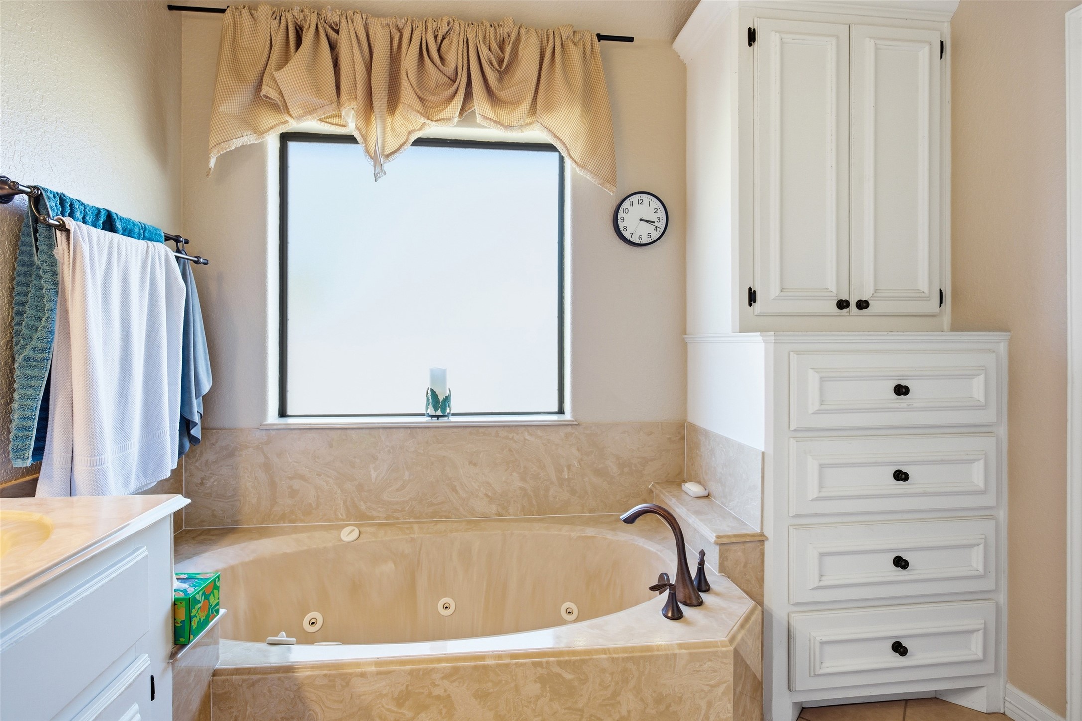 104 Hamilton Clute, TX 77531 - Photo 13 of 25 a bathroom with a bathtub and a shower