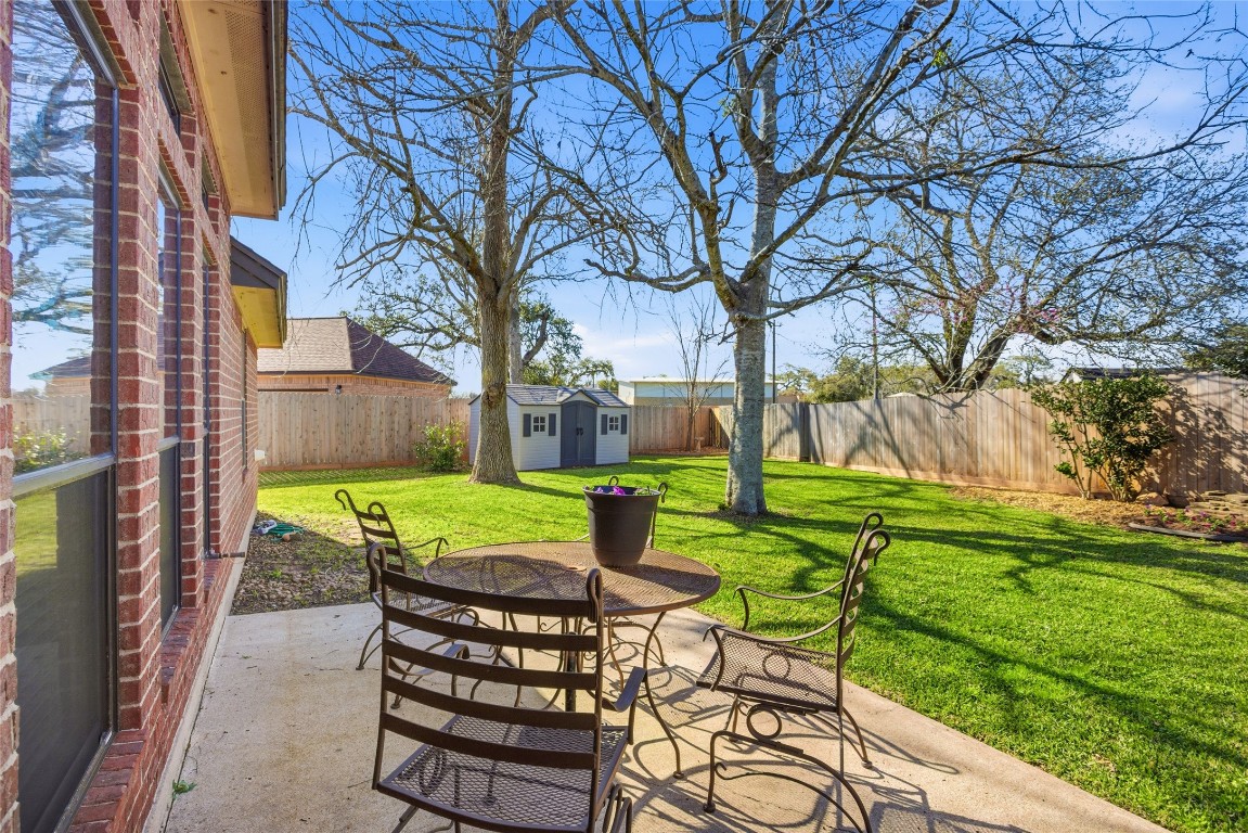 104 Hamilton Clute, TX 77531 - Photo 19 of 25