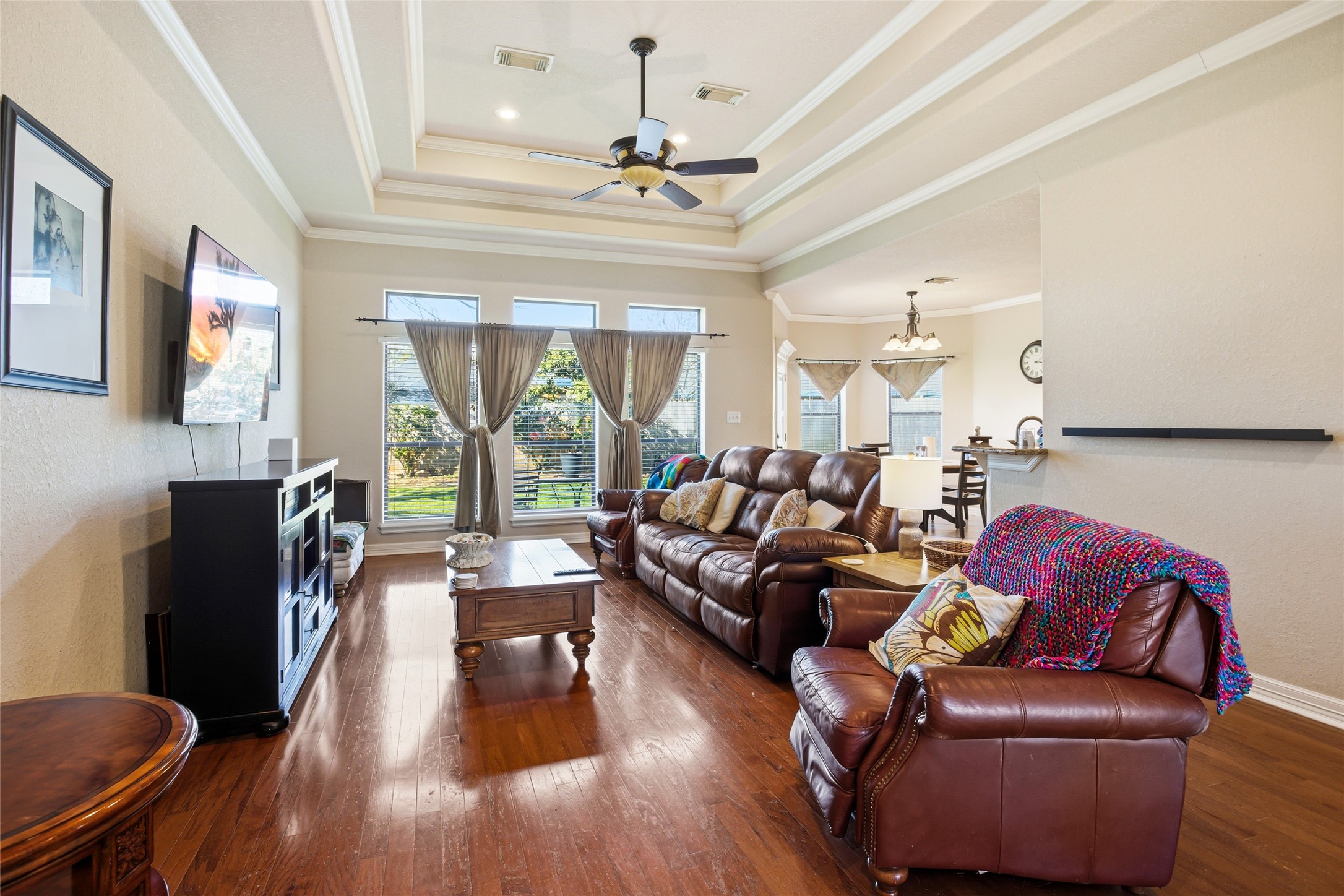 104 Hamilton Clute, TX 77531 - Photo 5 of 25 a living room with furniture fireplace and flat screen tv