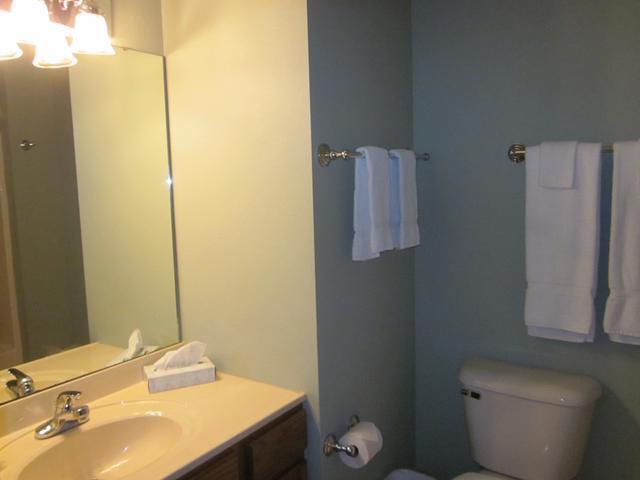 4443 Chain O Lakes Road, Unit 139 Eagle River, WI 54521 - Photo 7 of 9 Gallery Image 7