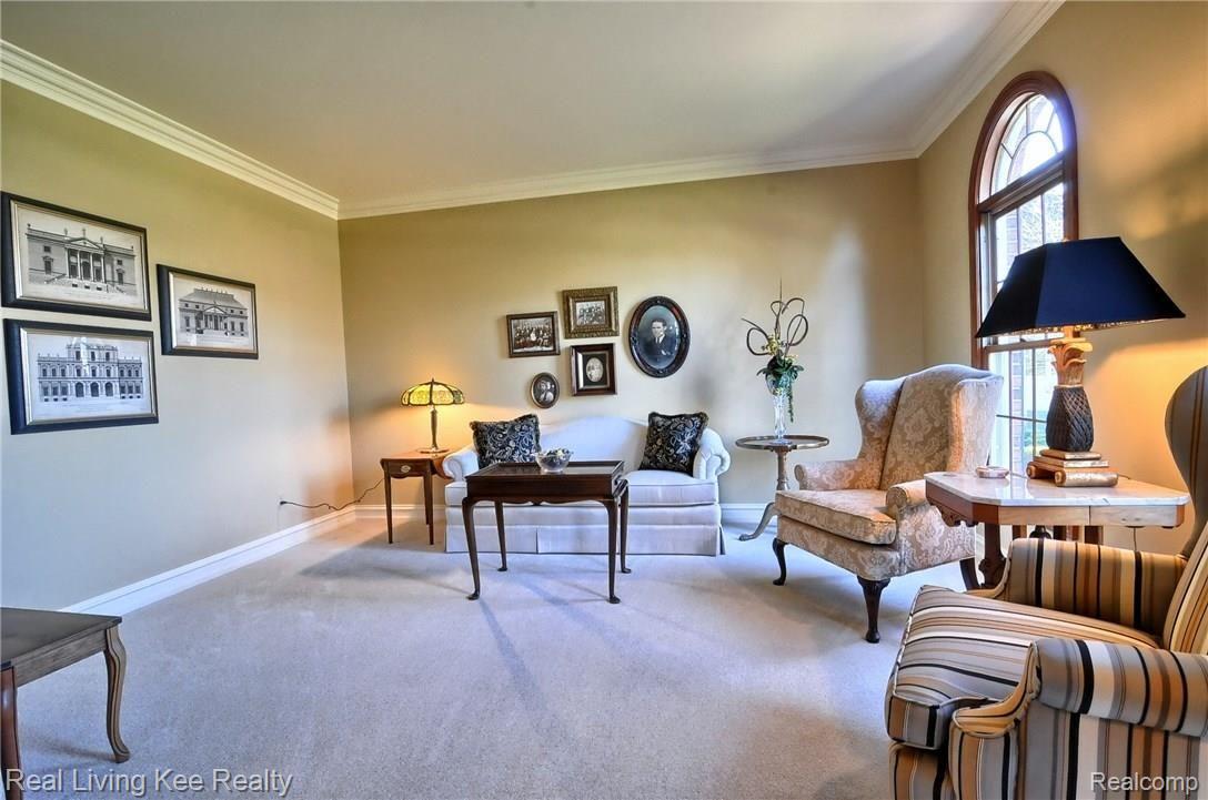 1464 Highpoint Court Rochester, MI 48306 - Photo 4 of 43 Living_Room.jpg