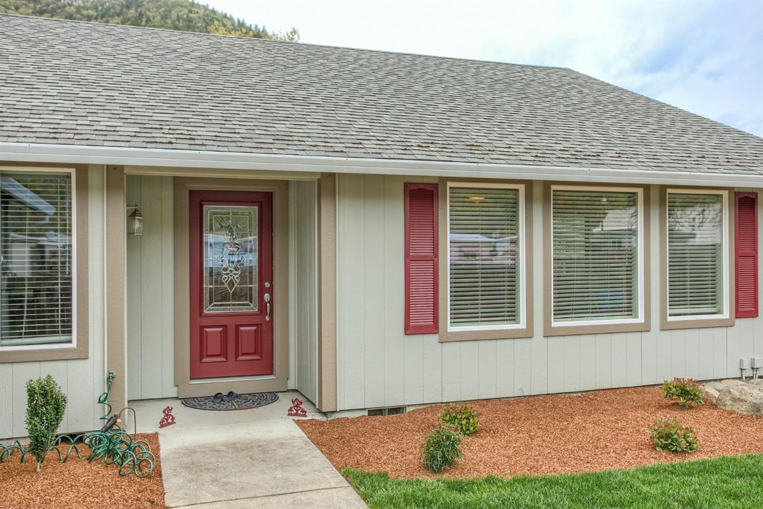 772 Riverside Avenue Gold Hill, OR 97525 - Photo 2 of 29 Additional Photo