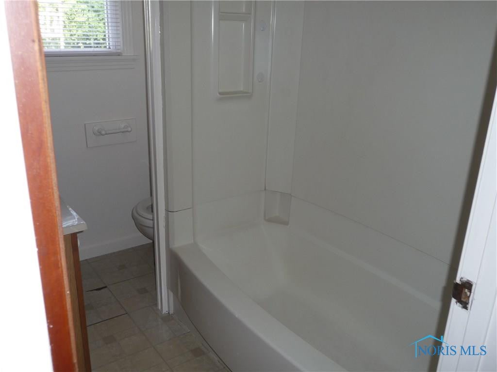 23670 Stony Ridge Road Perrysburg, OH 43551 - Photo 5 of 15 Gallery Image 5