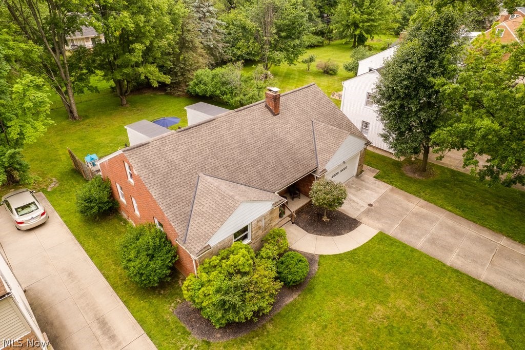 1412 Ford Road Lyndhurst, OH 44124 - Photo 4 of 30