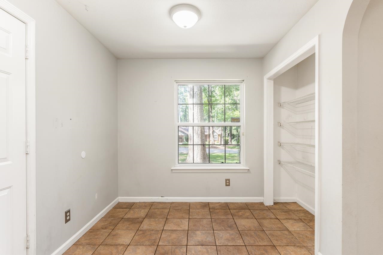 1600 Folkstone Road Tallahassee, FL 32312 - Photo 11 of 32 Gallery Image 11