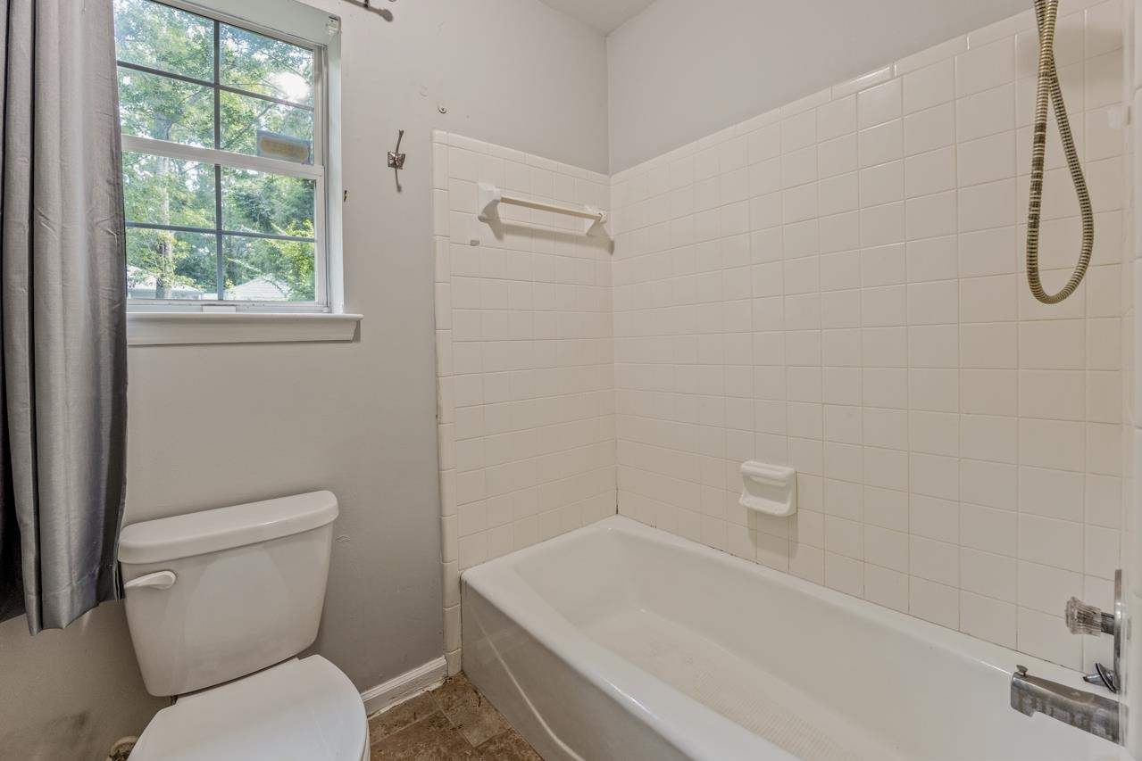 1600 Folkstone Road Tallahassee, FL 32312 - Photo 21 of 32 Gallery Image 21