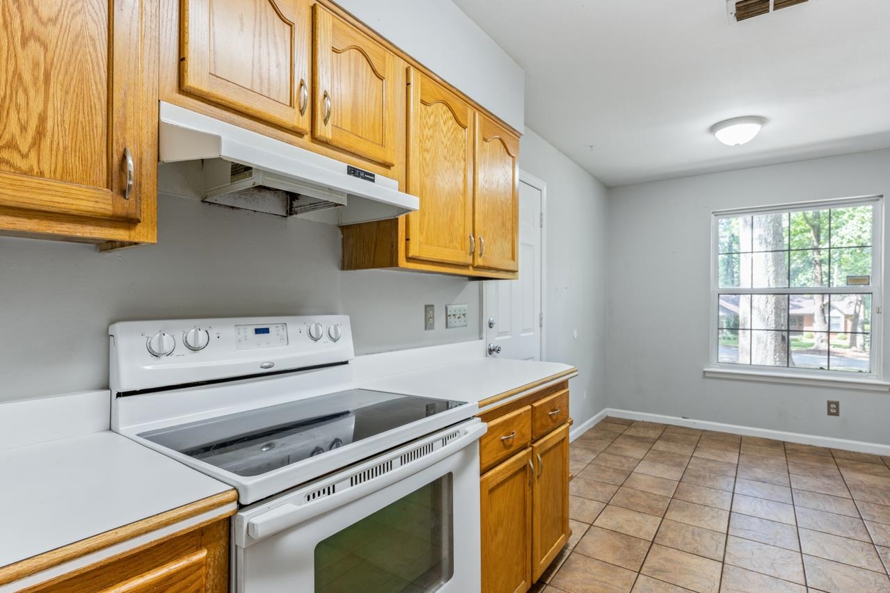1600 Folkstone Road Tallahassee, FL 32312 - Photo 9 of 32 Gallery Image 9
