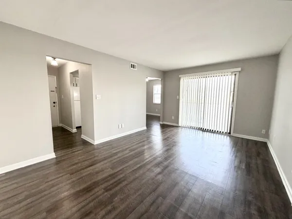 $1,040 | 136 Jack Miller Boulevard, Unit D8, Clarksville, TN 37042