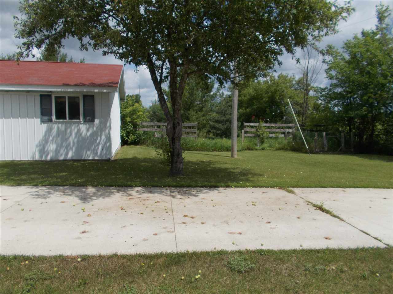 1581 Towerline Road Hale, MI 48739 - Photo 4 of 55 1889668-3.JPG