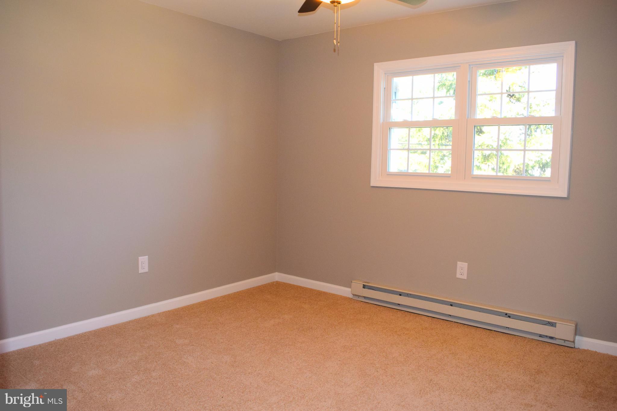 1634 Oldtown Road Edgewater, MD 21037 - Photo 14 of 30 3rd Bedroom