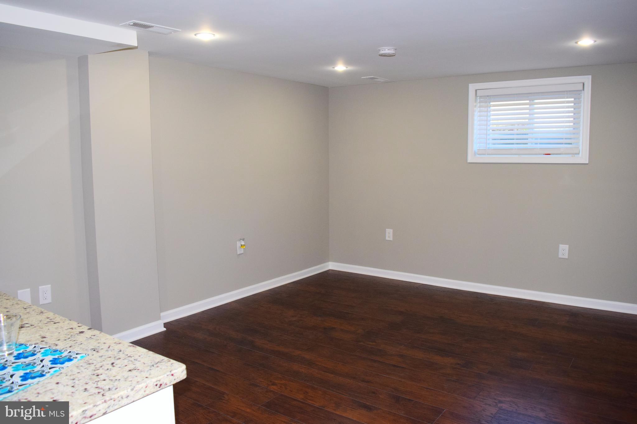 1634 Oldtown Road Edgewater, MD 21037 - Photo 17 of 30 Lower Level Wet Bar Rec room area