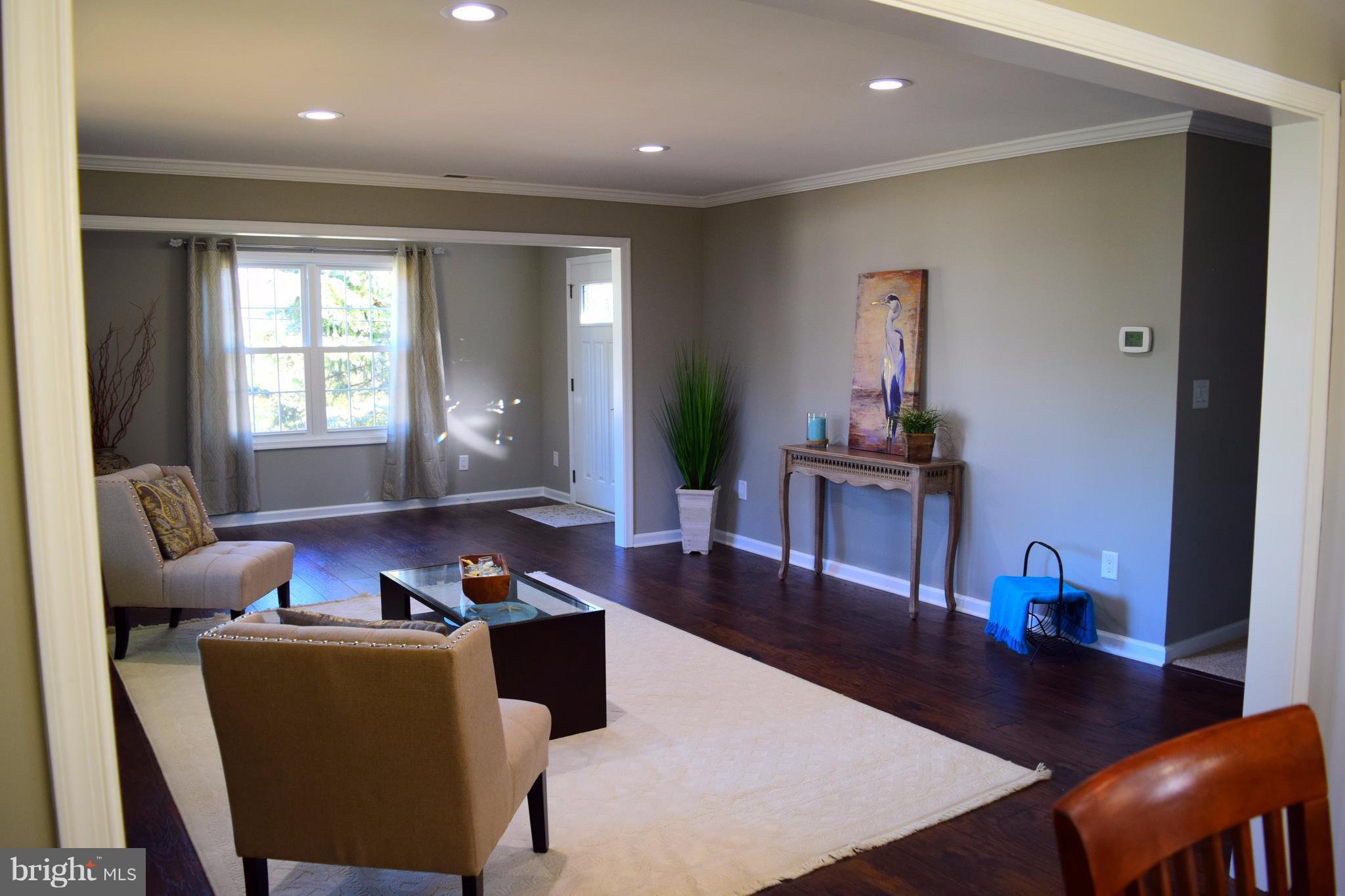 1634 Oldtown Road Edgewater, MD 21037 - Photo 5 of 30 Family Room