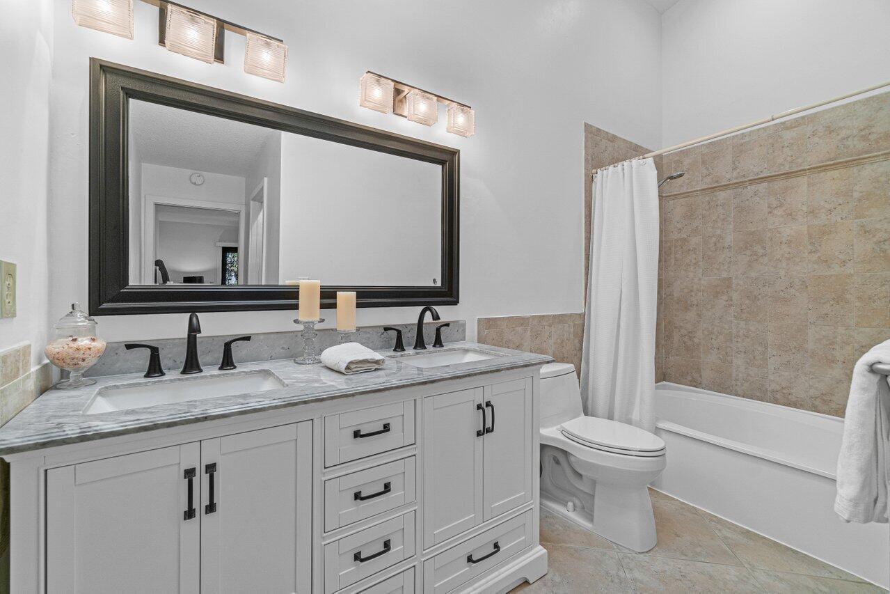 5539 Eton Court Boca Raton, FL 33486 - Photo 20 of 41 BEAUTIFUL UPDATED PRIMARY BATH