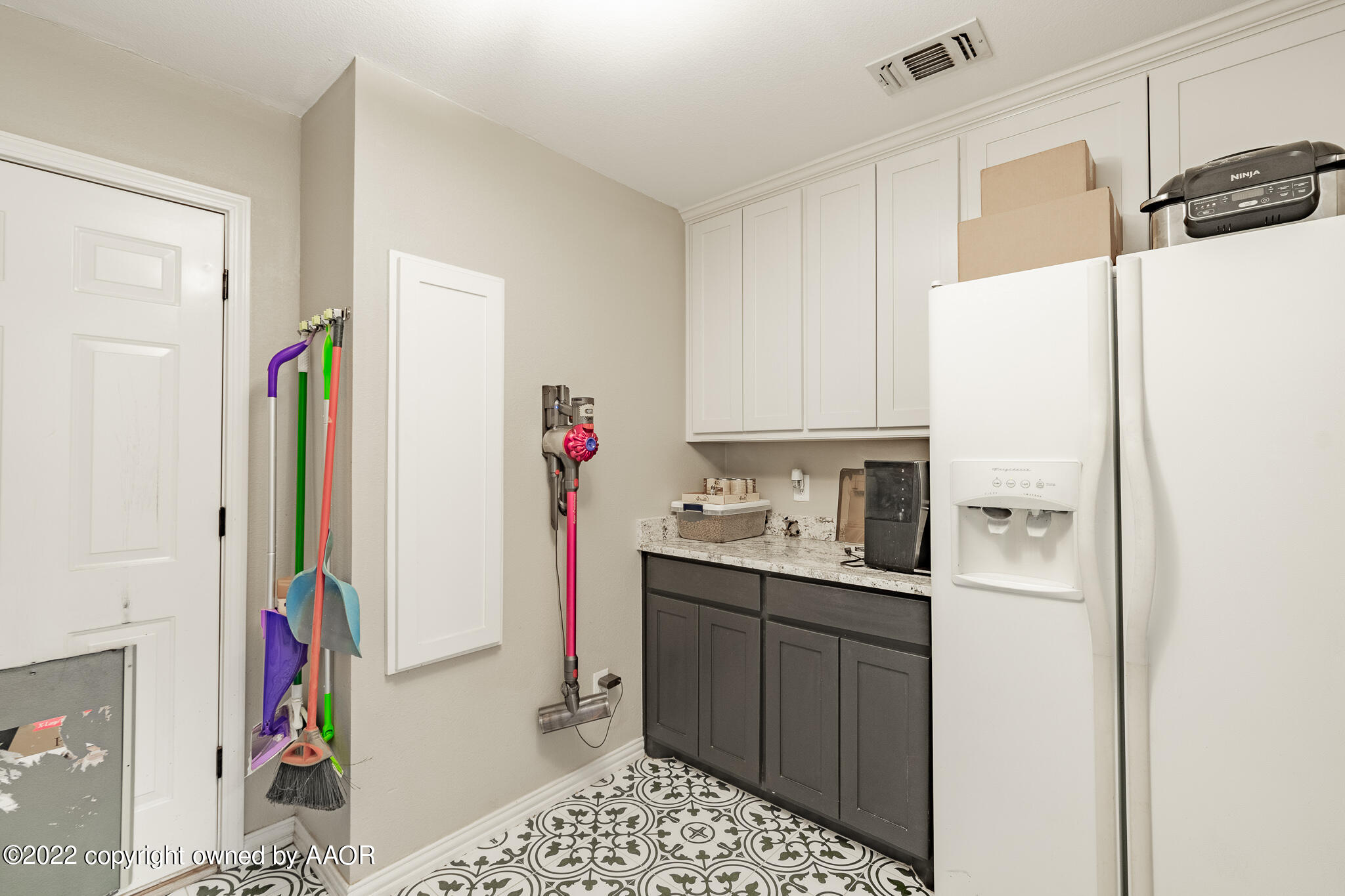 7004 Windridge Place Amarillo, TX 79109 - Photo 29 of 42 Utility Room