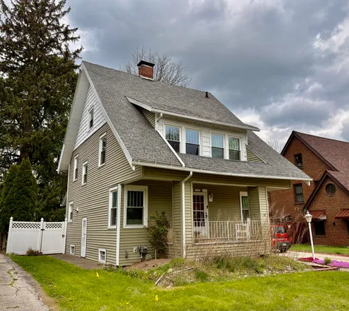 $224,900 | 754 Oakridge Drive, Jackson, MI 49203