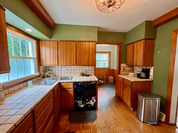 $224,900 | 754 Oakridge Drive, Jackson, MI 49203