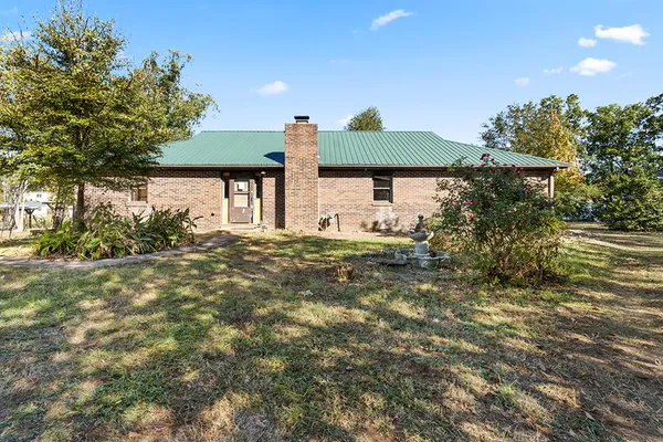 $299,000 | 392 Red Bird Lane, Waterloo, SC 29384