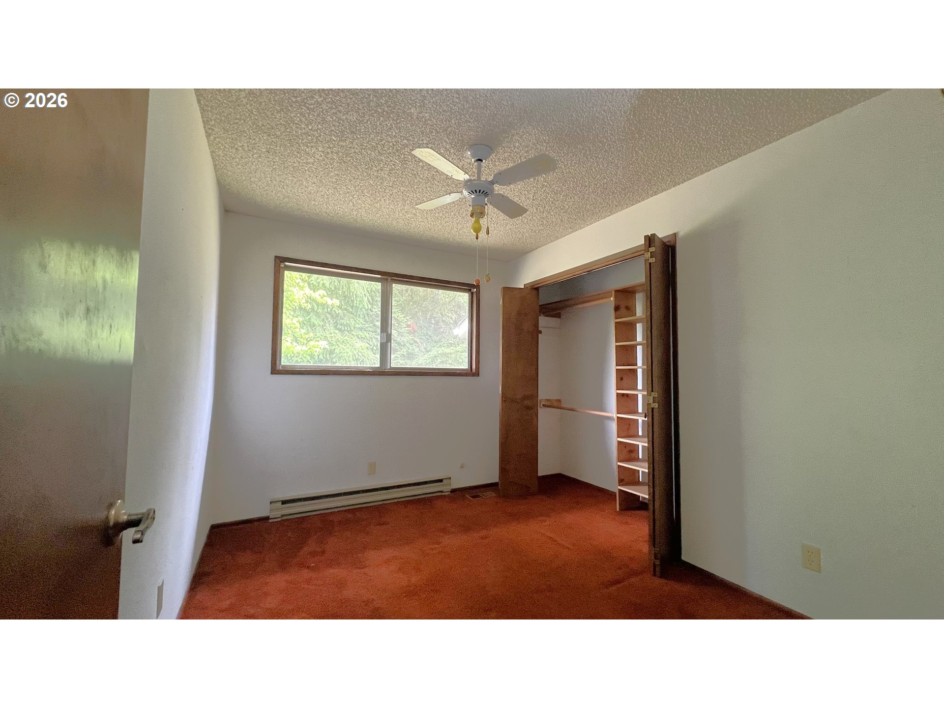 10082 Lone Pine Lane Myrtle Point, OR 97458 - Photo 15 of 19 Bedroom