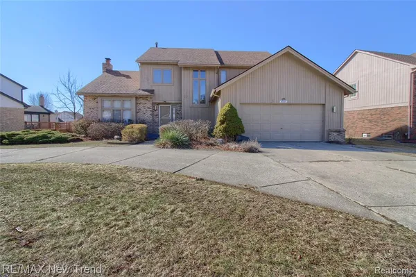 $3,050 | 30301 Essex Drive, Farmington, MI 48331