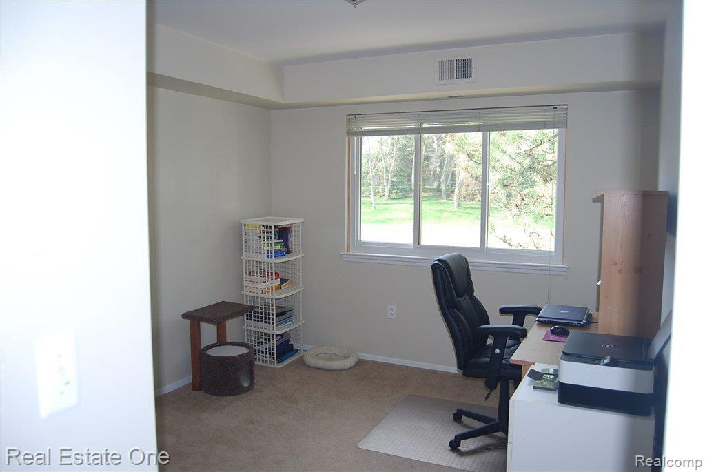 1683 Riverside Drive, Unit 55 Rochester, MI 48309 - Photo 13 of 16 Bedroom #2 or Office