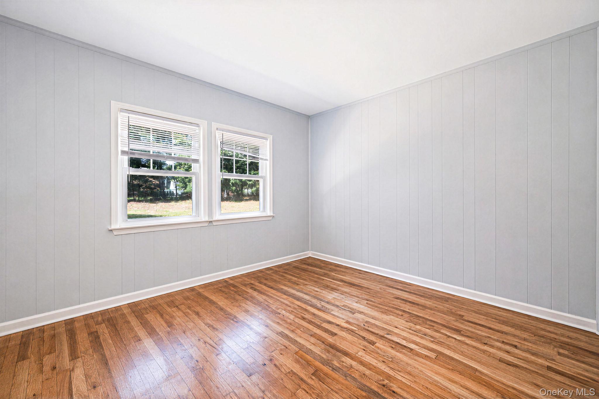 4 Sunny Road St. James, NY 11780 - Photo 16 of 18 Gallery Image 16