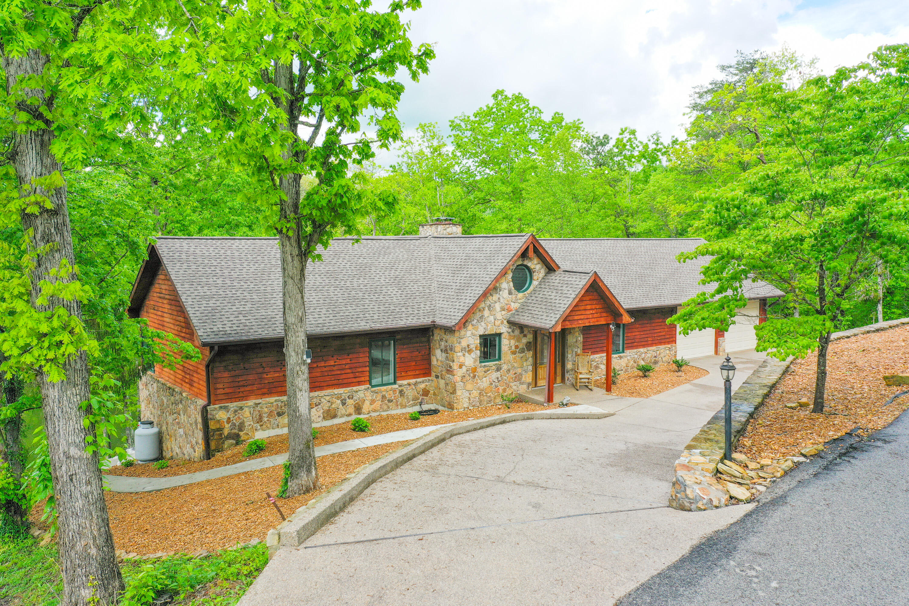 1117 Cliffs Edge Road East Bernstadt, KY 40729 - Photo 62 of 77 org_4a5437979044a170_1747153992000