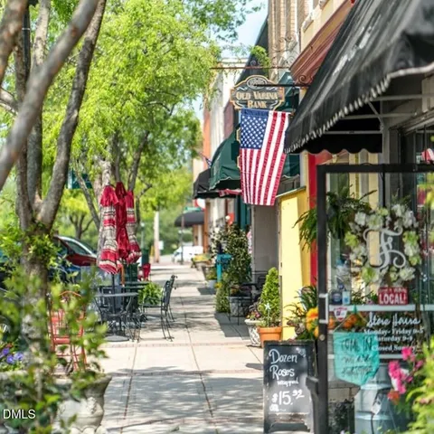 $472,500 | 272 Kipling Crk Drive, Fuquay-Varina, NC 27526