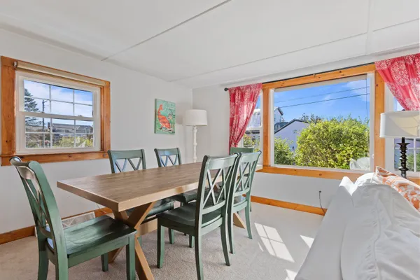 $2,600 | 53 Foss Circle, Rye, NH 03870