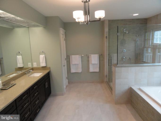8613 Rayburn Road Bethesda, MD 20817 - Photo 18 of 30 Bedroom (Master)