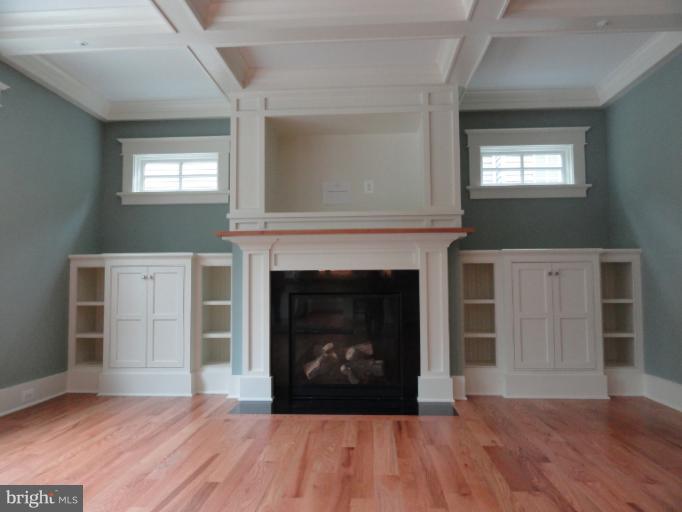 8613 Rayburn Road Bethesda, MD 20817 - Photo 7 of 30 Family Room