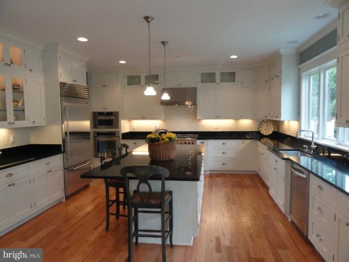 8613 Rayburn Road Bethesda, MD 20817 - Photo 8 of 30 Kitchen