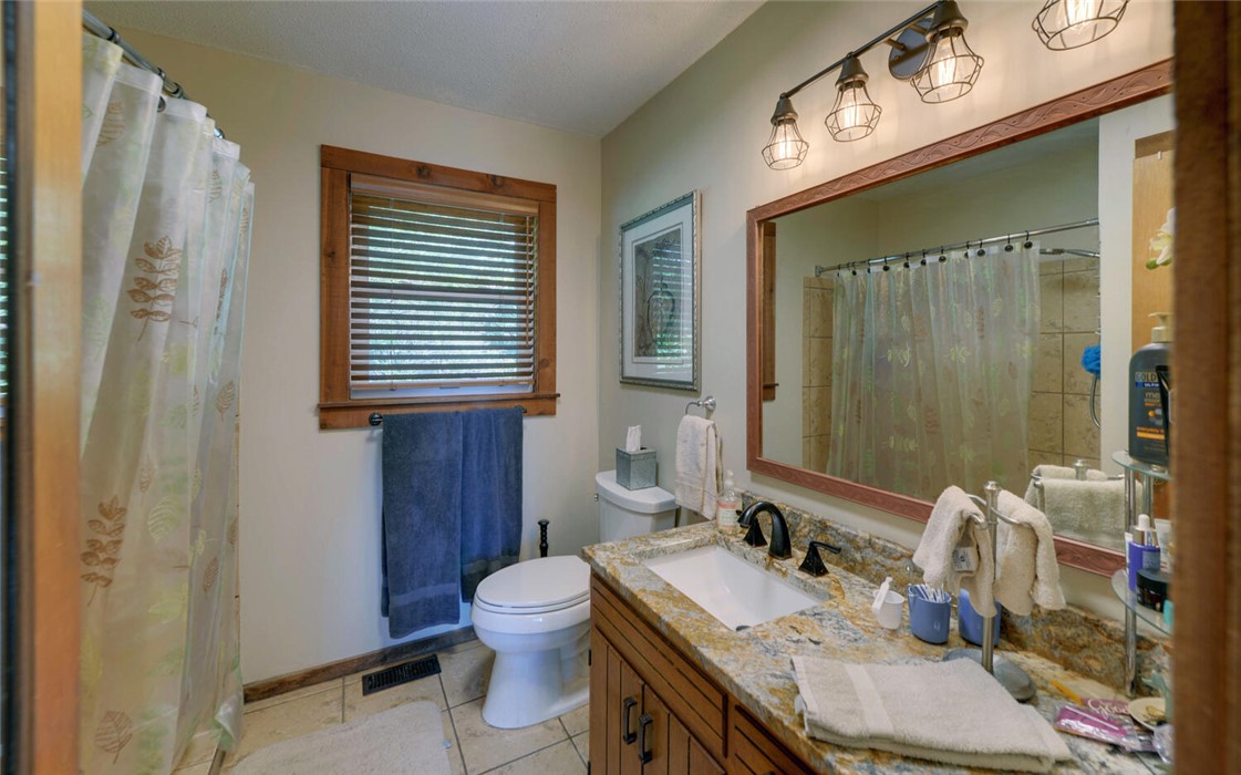 3166 Ridge Road Hartwell, GA 30643 - Photo 14 of 49