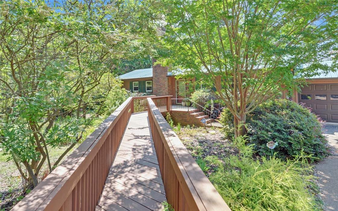 3166 Ridge Road Hartwell, GA 30643 - Photo 4 of 49