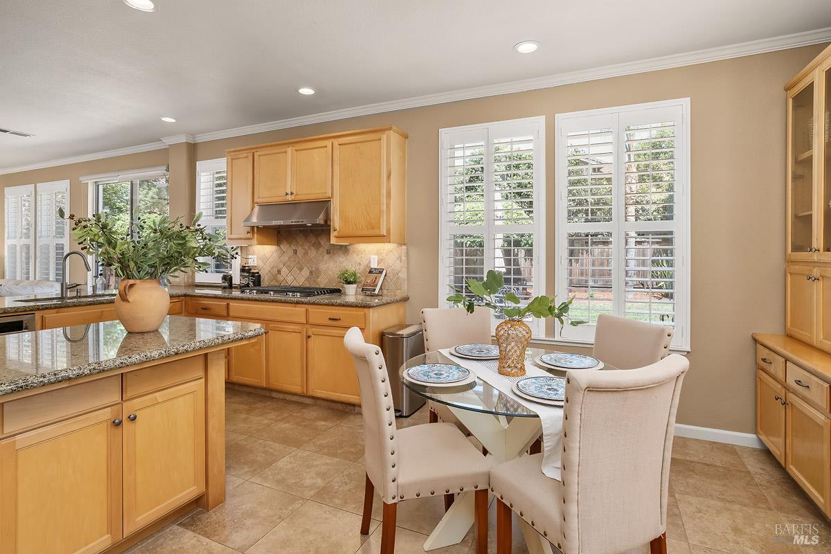 14 Ripley Way Novato, CA 94949 - Photo 16 of 53 Gallery Image 16