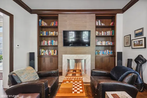 $3,995,000 | 180 Central Avenue, Highland Park, IL 60035