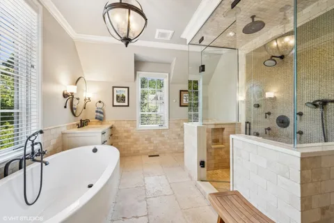 $3,995,000 | 180 Central Avenue, Highland Park, IL 60035